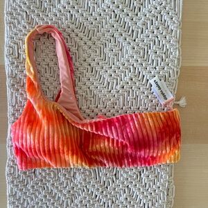 Dippin Daisies bikini top